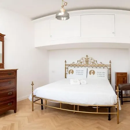 Borgo Levi Couette-café Aliano